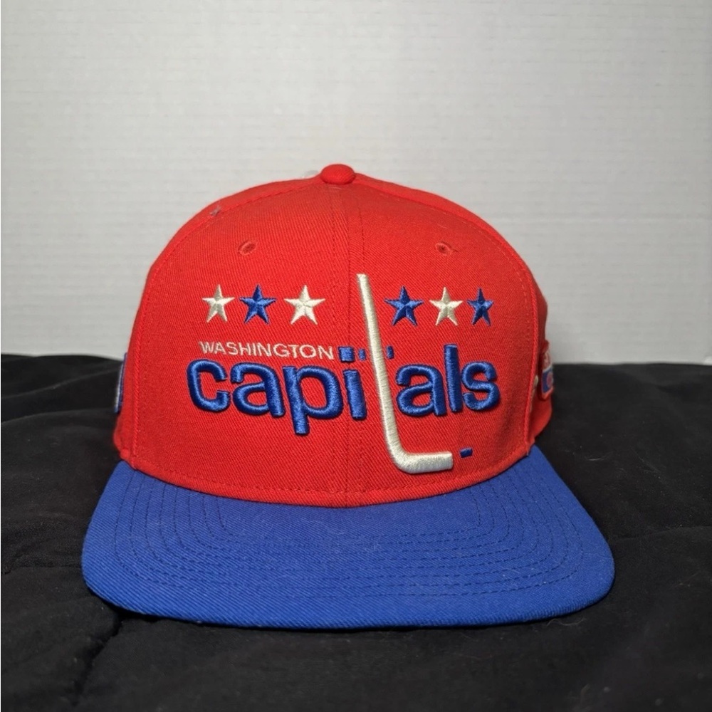 Fanatics Red and Green Cap